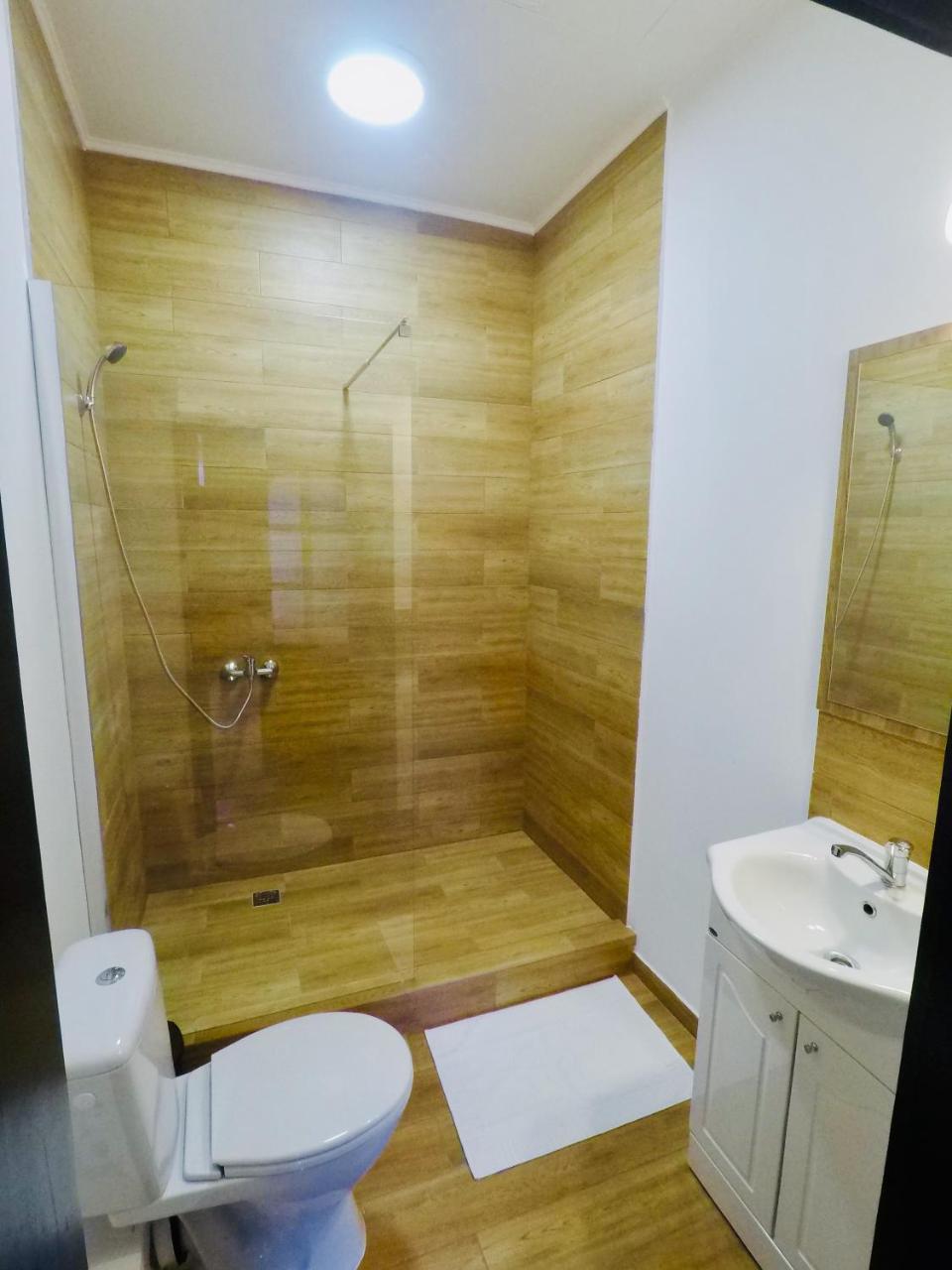 Cristi'S Rooms - Pensiune Oradea Εξωτερικό φωτογραφία
