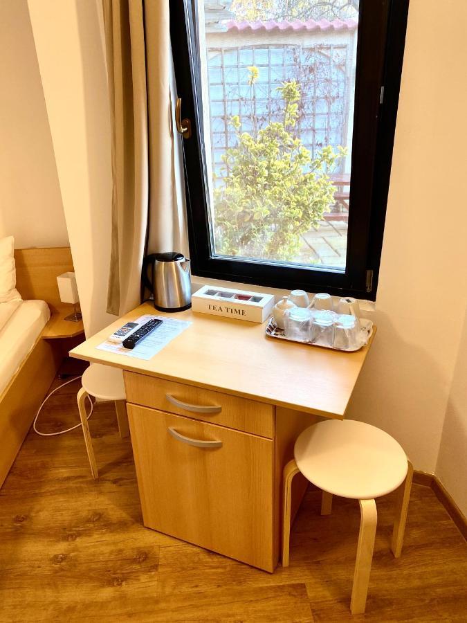 Cristi'S Rooms - Pensiune Oradea Εξωτερικό φωτογραφία